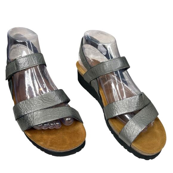NAOT Women’s Kayla Metallic Grey Wedge Sandal Size 40 US 9 - Picture 5 of 11